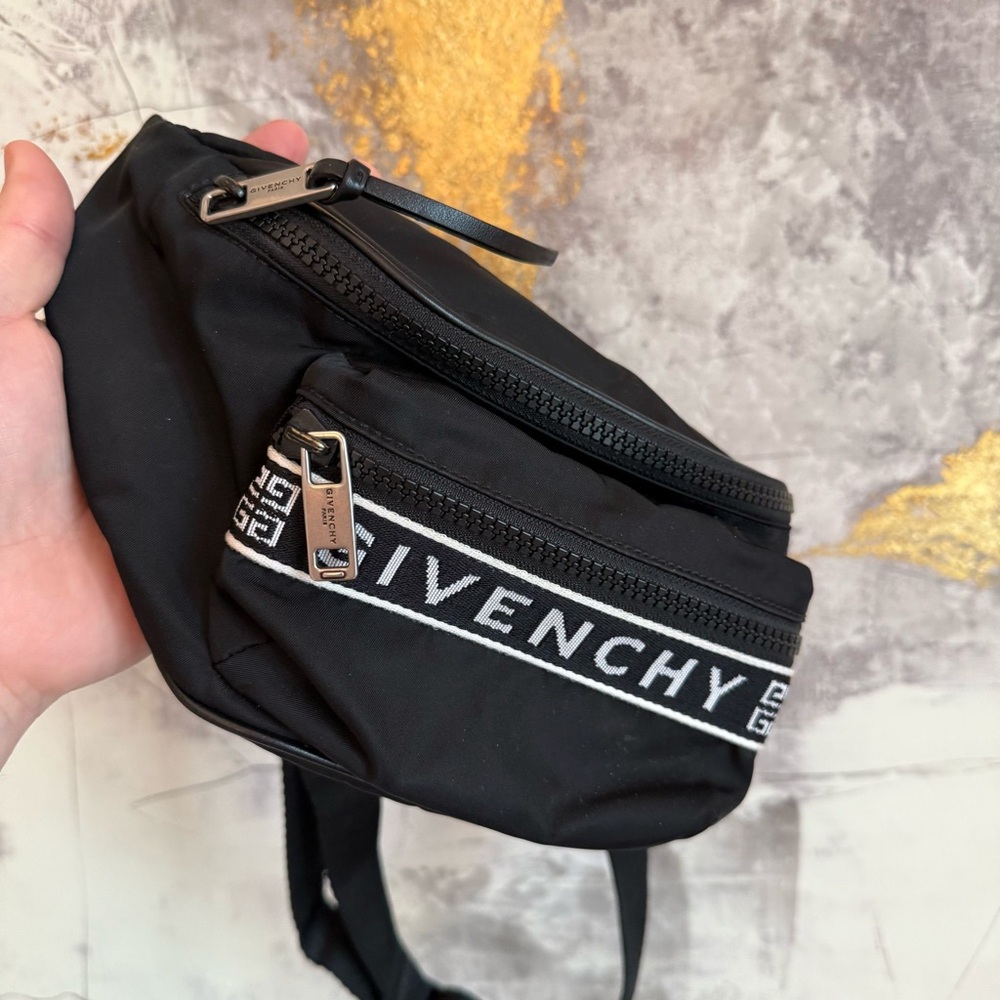 Givenchy Light 3 Nylon Bum Bag/Fanny pack/Belt Bag - Picture 2 of 4